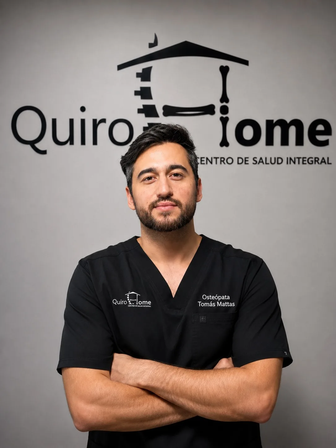 Tomás Mattas, kinesiólogo y osteópata de QuiroHome Chillán