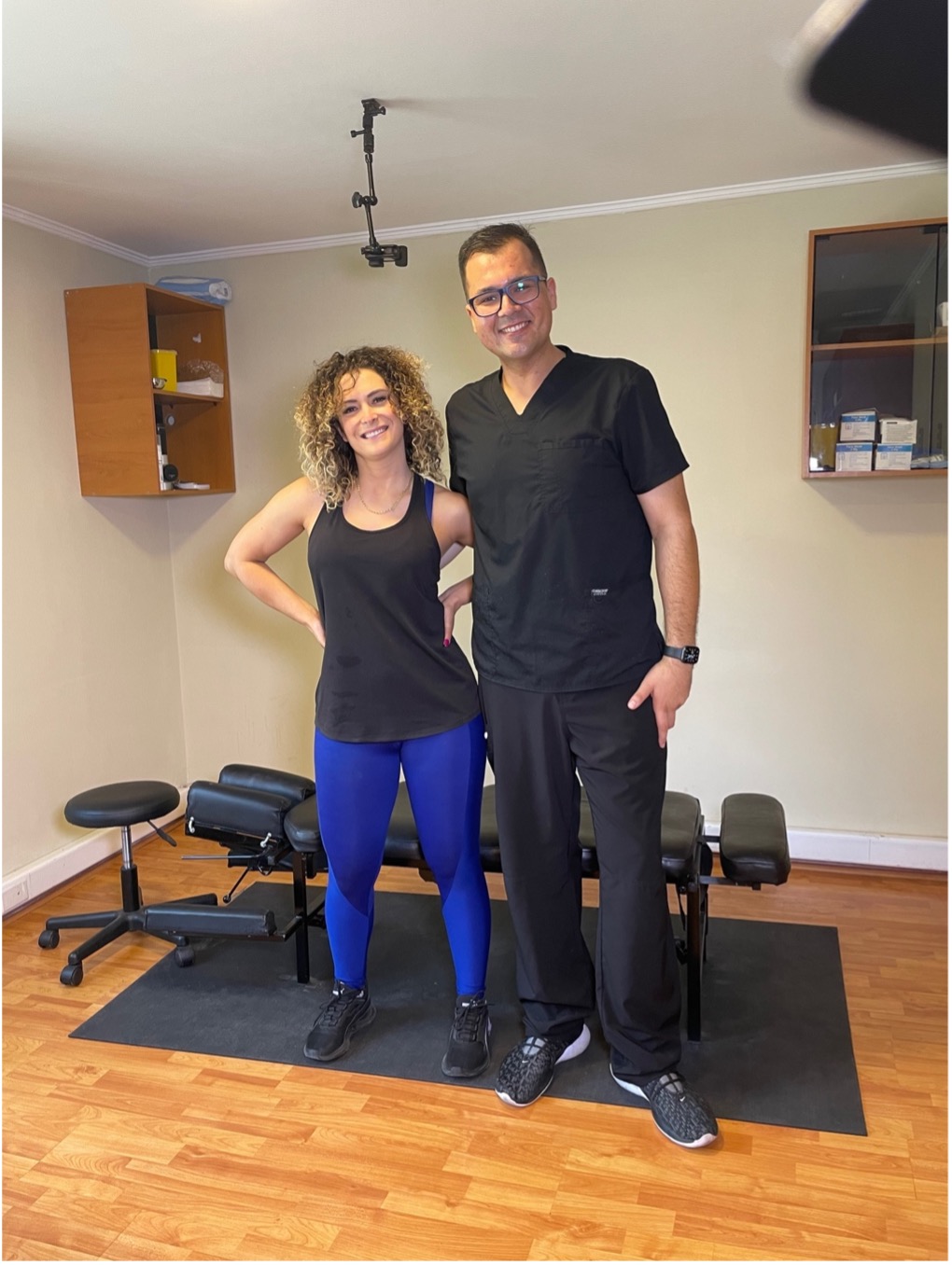 Fernanda Braz junto al DC. Diego Ibarra en QuiroHome