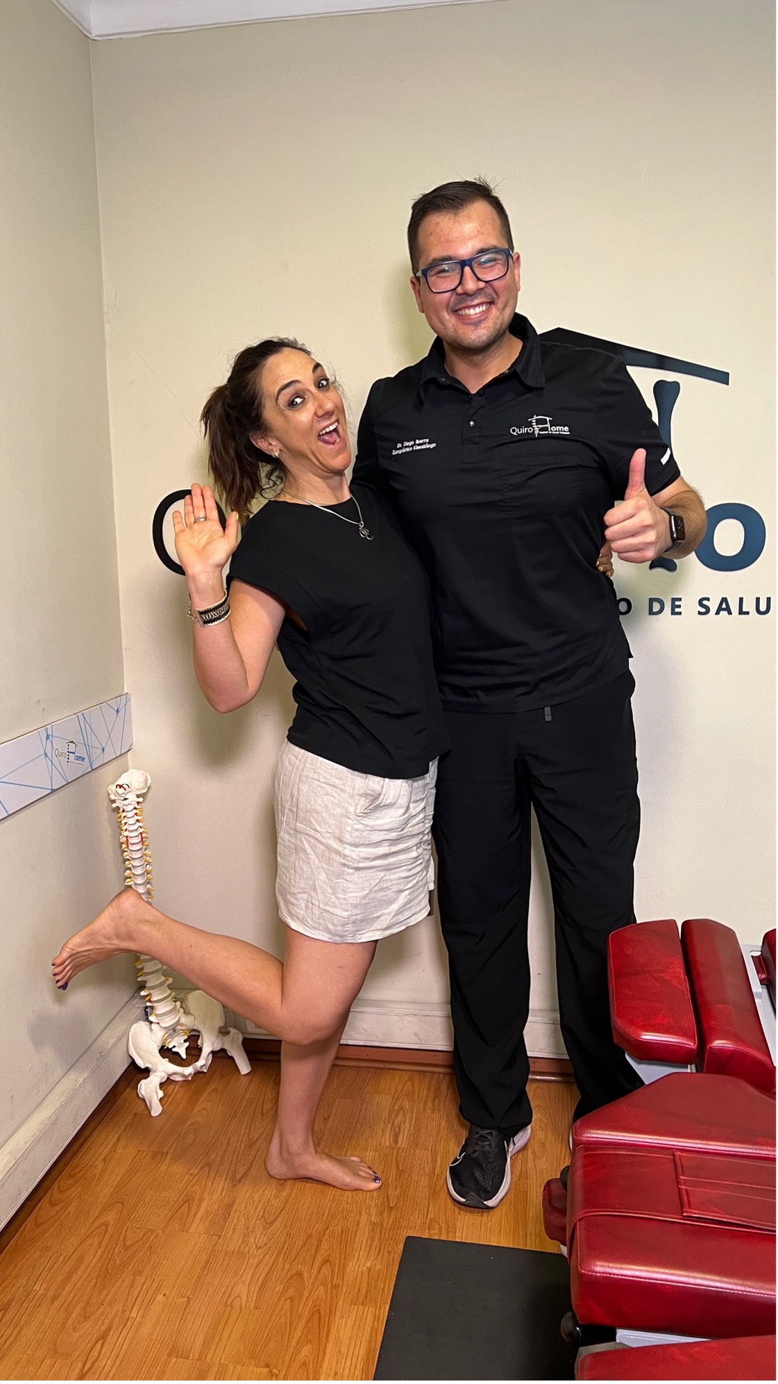 Renata Bravo con el DC. Diego Ibarra